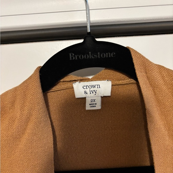 Crown & Ivy Tan and Black Cardigan - Picture 2 of 3